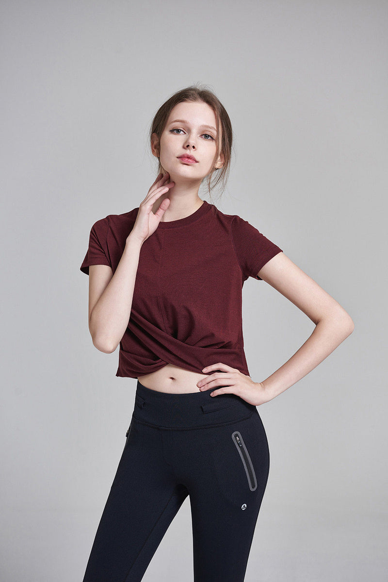 With-a-Twist Short Sleeves Crop Top