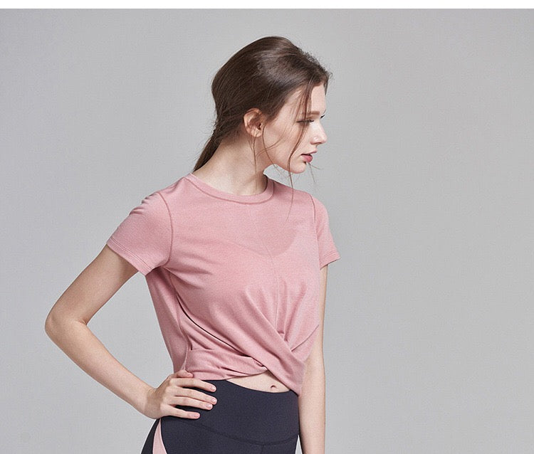 With-a-Twist Short Sleeves Crop Top